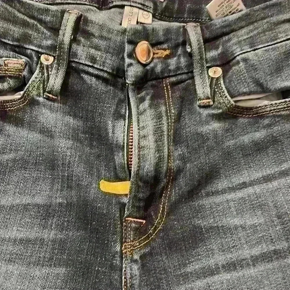 Good American Good Legs Jeans NWT (Flaw Please Read) Size 2/26 - Picture 10 of 10